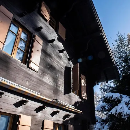 Alpesi faház Chalet Typique Et Chaleureux Avec Vue
