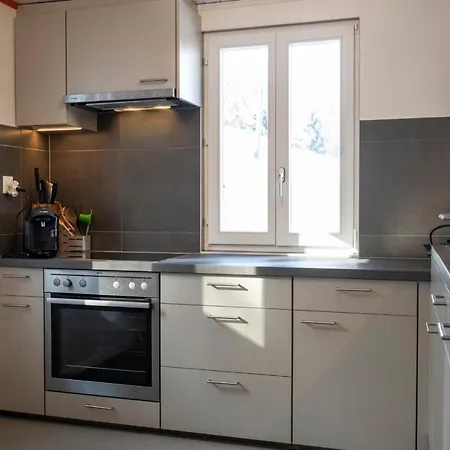 Chalet Typique Et Chaleureux Avec Vue Alpesi faház